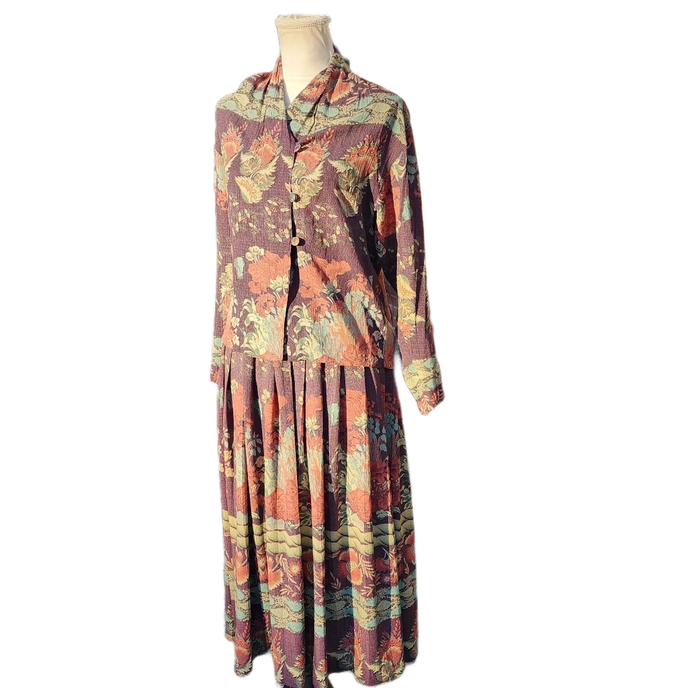 Carole Little. Vintage, Multi-Color Floral Print Skirt Set. Size: 4